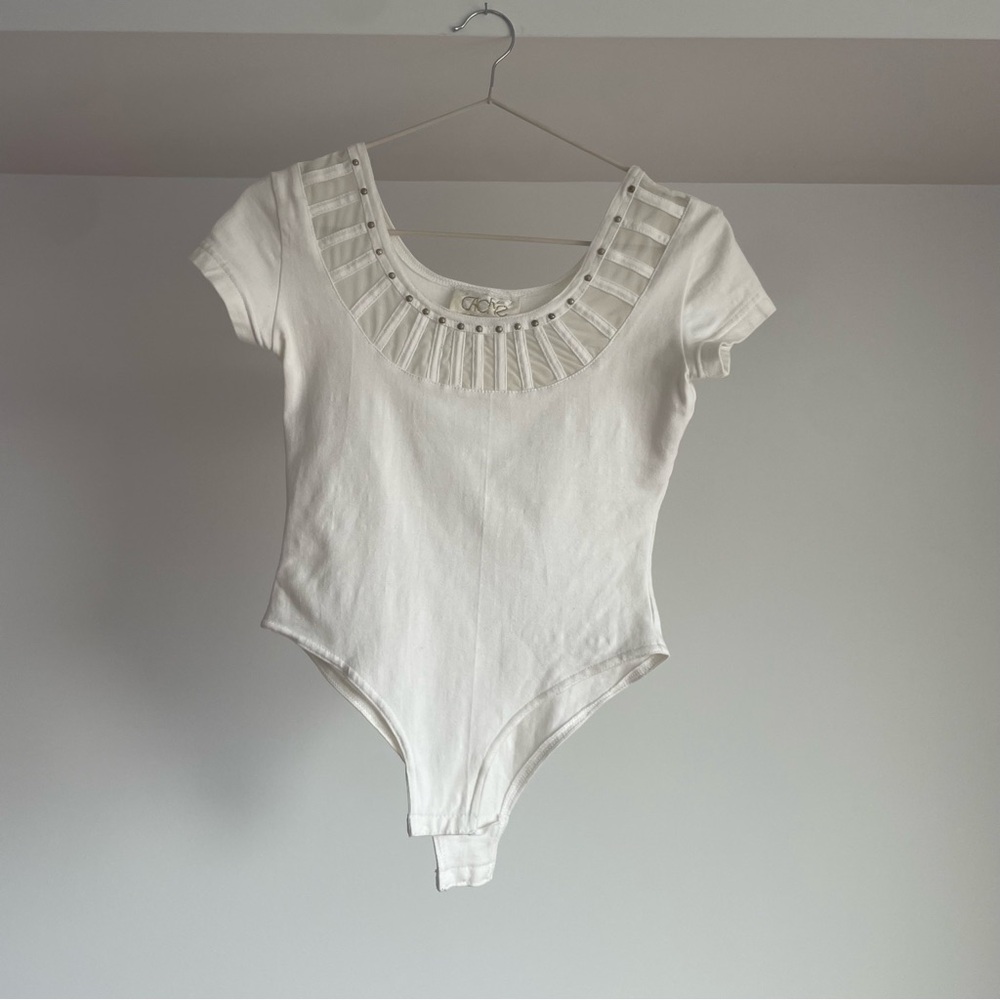 Caché bodysuit white bead details